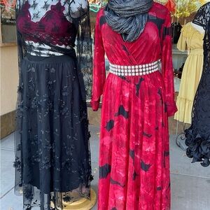 NWT Joh. Brand black tulle mesh 3D layered SKIRT Floral Embroidered midi L lined